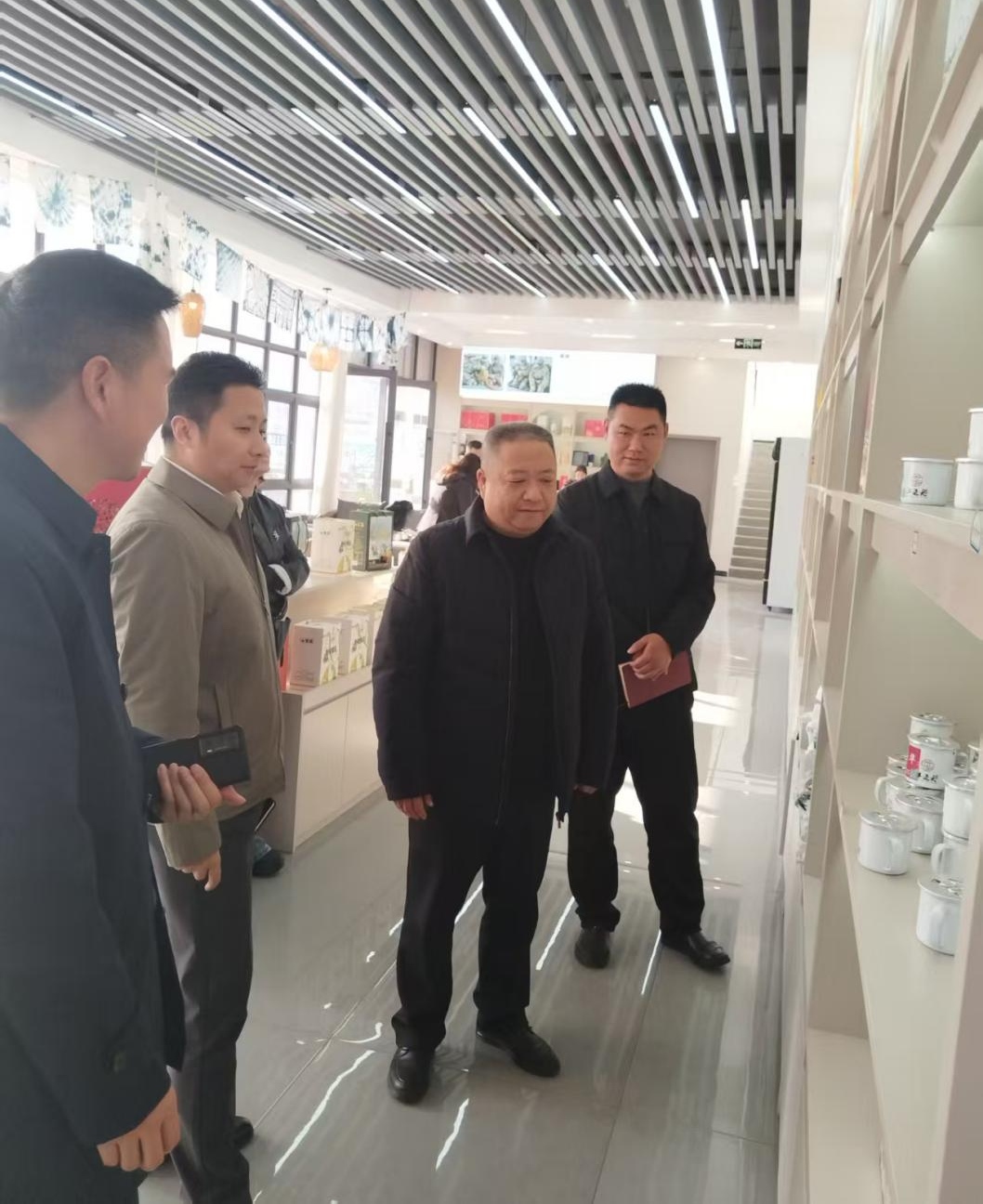 WPS圖片(2).jpg WPS圖片(2).jpg